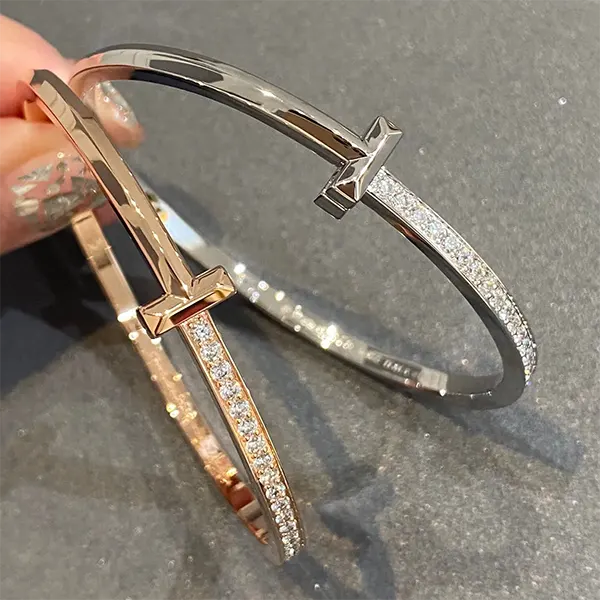 ティファニー T1 ナロー ダイヤモンド ヒンジ バングル スーパーコピー Tit43322