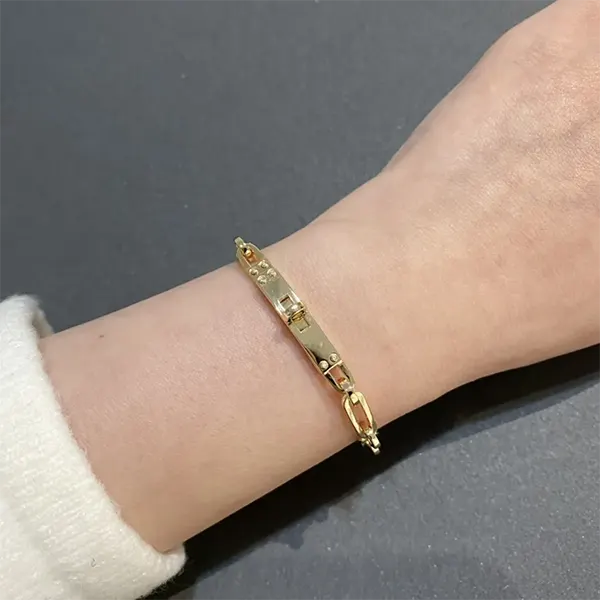 気品漂う♪エルメス ケリー シェイン ブレスレット スーパーコピー スモールモデル H218473B 00SH