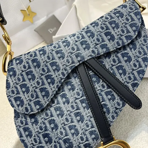 ディオール Saddle ショルダーバッグ スーパーコピー M0455CDCE_M49E