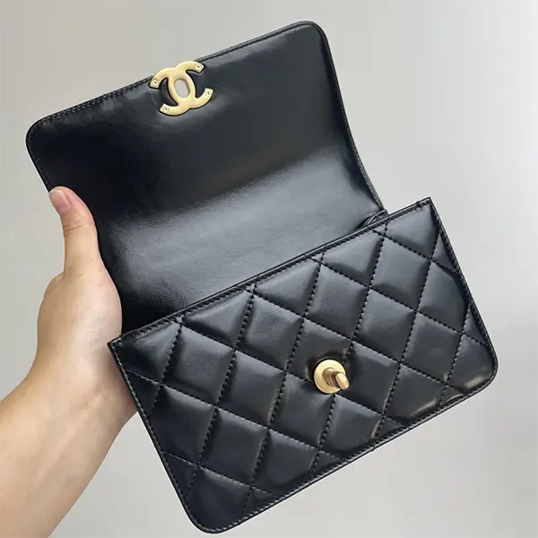【お洒落♪】シャネル CCロゴ ミニ フラップ バッグ スーパーコピー AS2615 B05973 94305