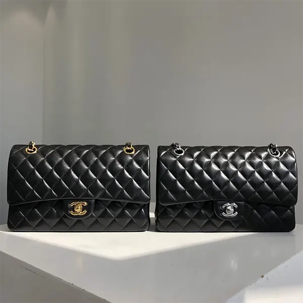 【憧れの一品♪】シャネル 11.12 クラシック ハンドバッグ スーパーコピー A01112-Y01295