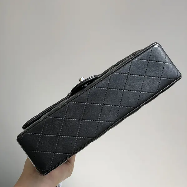 【憧れの一品♪】シャネル 11.12 クラシック ハンドバッグ スーパーコピー A01112-Y01295