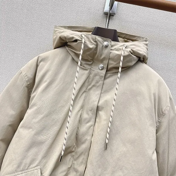 ☆モンクレール☆ クロップドライトダウンジャケット スーパーコピー Eucalyptus♪moi33240