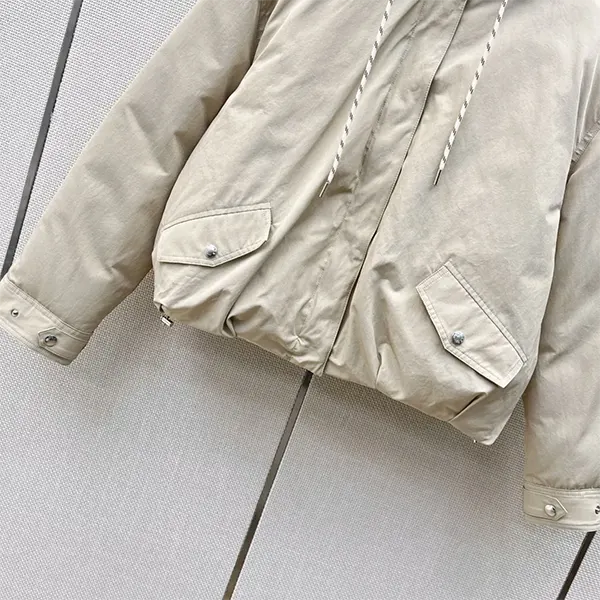 ☆モンクレール☆ クロップドライトダウンジャケット スーパーコピー Eucalyptus♪moi33240