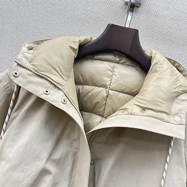 ☆モンクレール☆ クロップドライトダウンジャケット スーパーコピー Eucalyptus♪moi33240