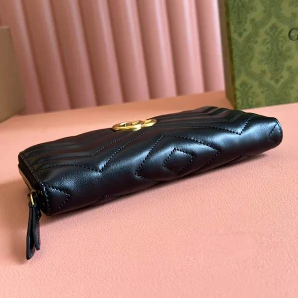 グッチ 長財布 GGマーモント ラウンドファスナー 二つ折り 財布
